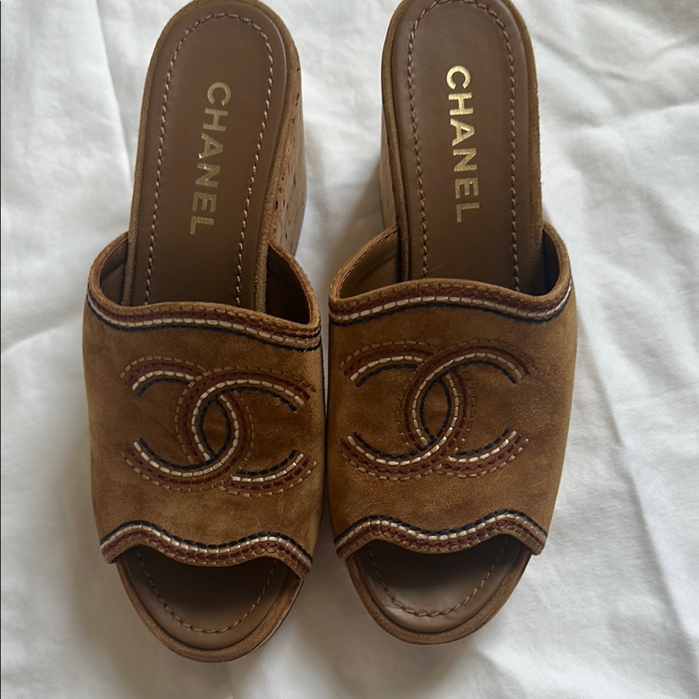 Chanel Brown Suede Women's Slide Sandals